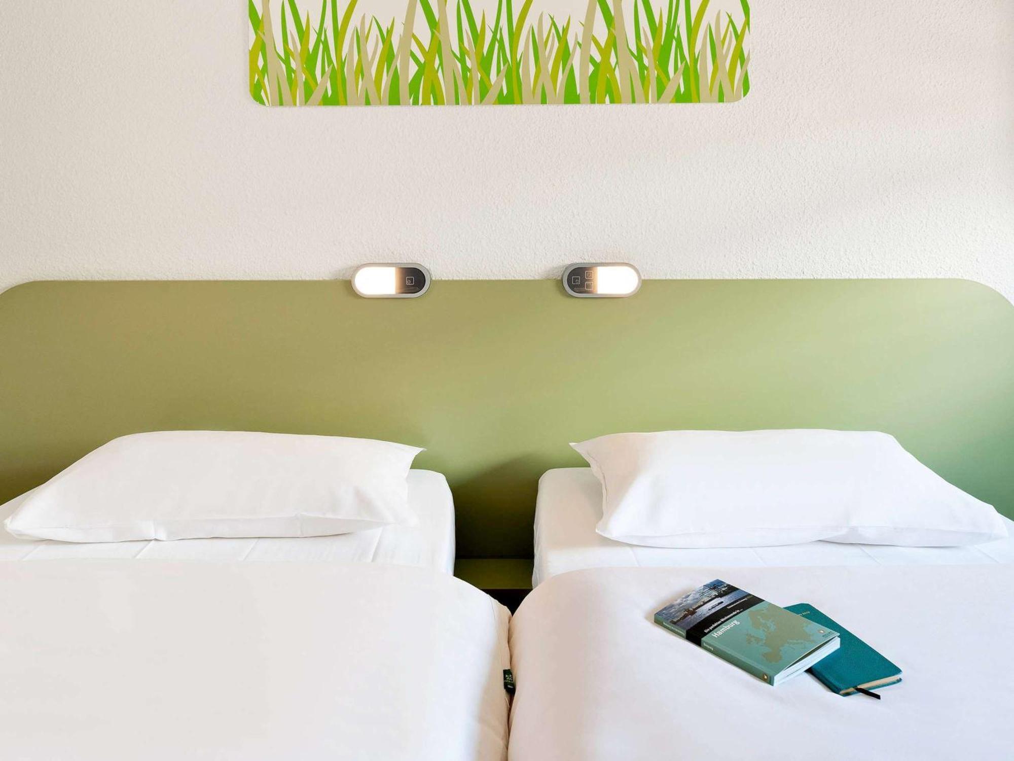 Ibis Budget Noyon Exterior photo
